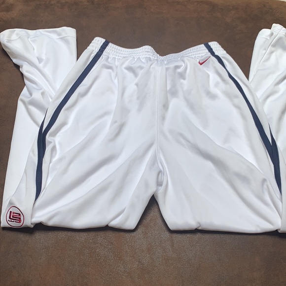 Nike Size LG Lebron relaxed sweatpants. - Picture 4 of 9